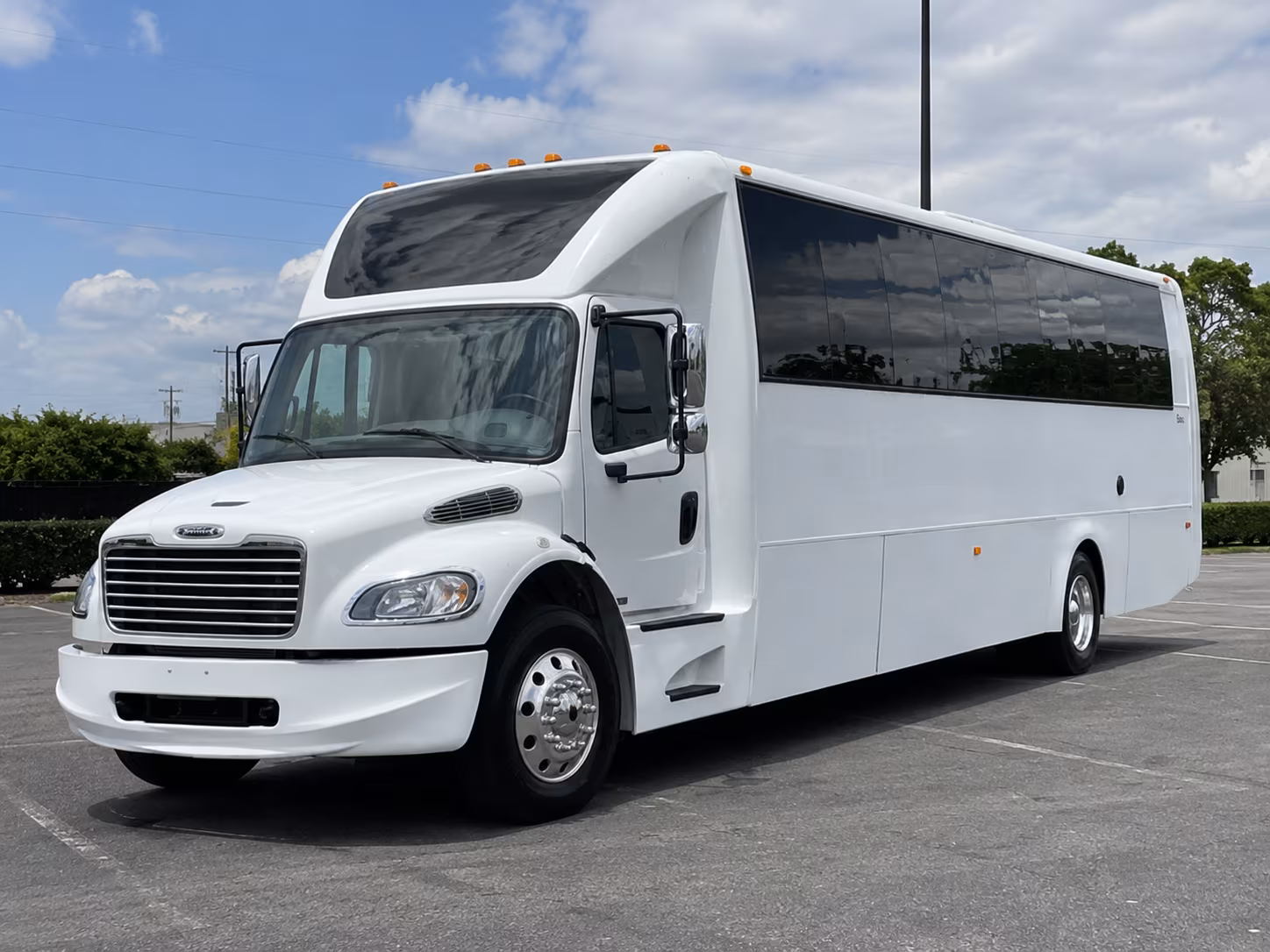 Atlanta Birthday, Sweet 16, & Quinceañera Transportation party bus interior