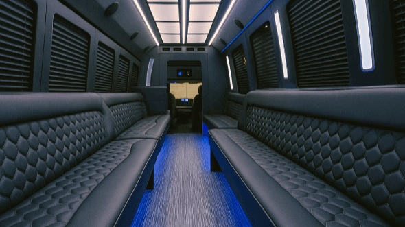 atlanta 28 passenger party bus rental